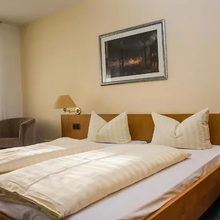 Zur Tanne Hotel