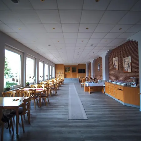Zur Tanne Hotel